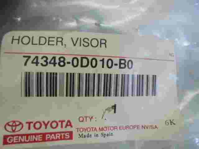 Holder Visor LH / Toyota Yaris 743480D010B0 74348-0D010-B0