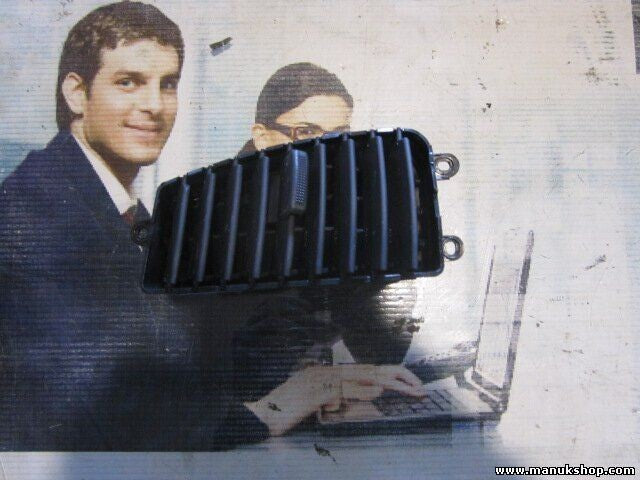 Rejilla Aireadora Kia Sorento C 2.5 CRDi 974303E000 97430-3E000 97430 3E000 LH