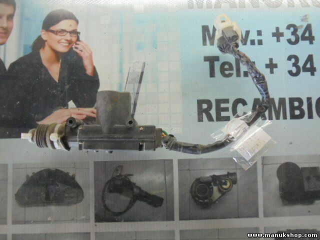 Serratura con chiusura centralizzata porta anteriore sinistra Tata Safari