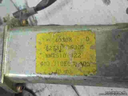 Motore alzacristalli posteriore sinistro Nissan Patrol Wagon 8273106J05 MMR51...