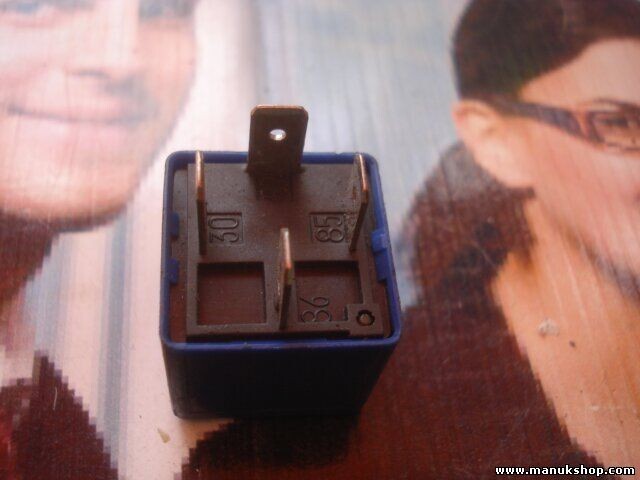 Relé Opel V23134K52X402 24 432 614 24432614 GM 12V