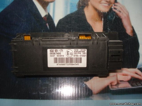 Los sensores de movimiento, sistema de alarma por infrarrojos VW 6Q0951171