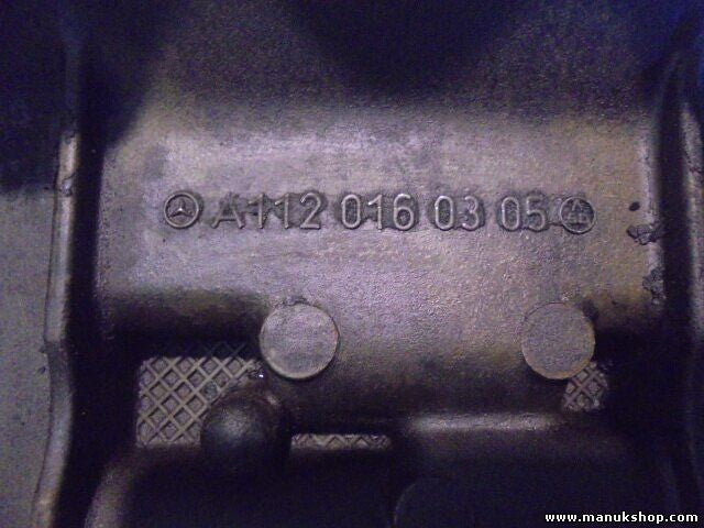 Cubierta de la válvula motor Mercedes-Benz M-Klasse W164 A1120160305 2987 ccm