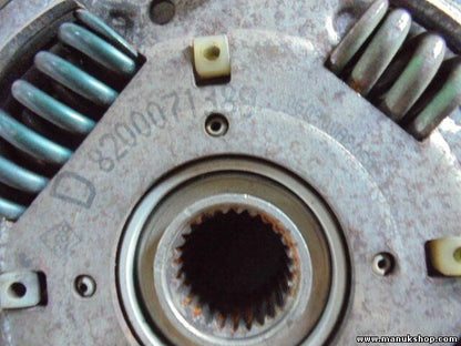 Plato de presión del embrague Disco de embrague Renault Scenic 1.9 8200071389