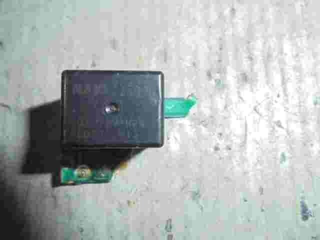 Relé Nais ACQ131M13 ACQ131-M13 CQ112VH24 CQ1-12V-H24