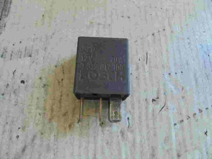 Relé Opel Omega BOSCH 0332017100 0 332 017 100