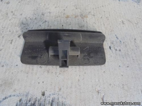 Guantera castillo Seat Ibiza M-8250