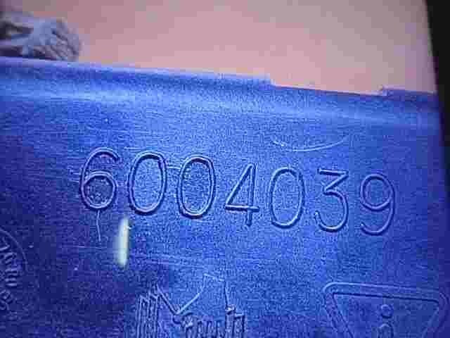 Airbag del asiento delantero izquierdo Nissan Primera P12 6004039