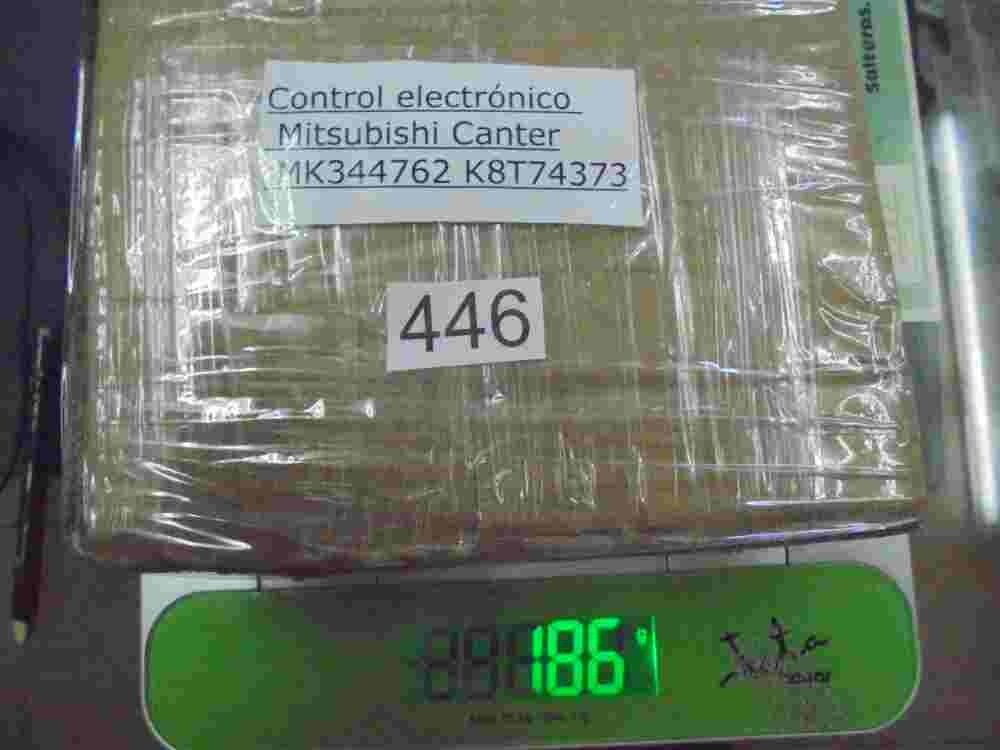 Control electrónico del aire acondicionado Mitsubishi Canter MK344762 K8T74373