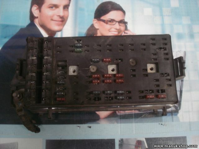 Caja de fusibles Chevrolet Daewoo Nubira 6Y 96339289