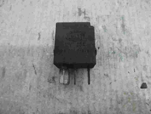 Relé de control Mercedes-Benz A-Klasse W210 W168 8092 12V HELLA 0025421119