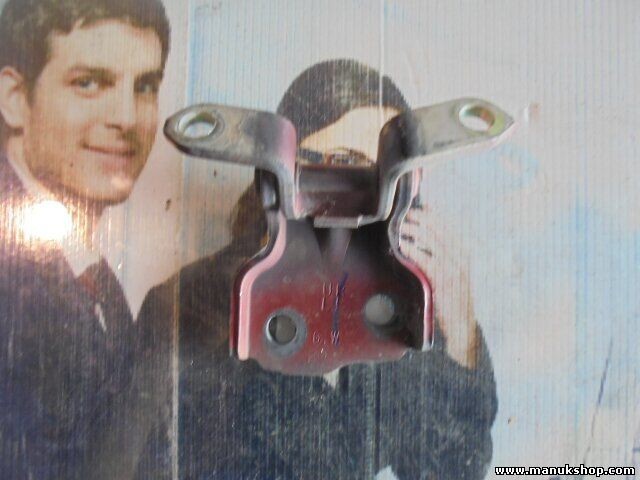 Bisagra de la puerta delantera derecha arriba  Suzuki Jimny 1995 - 2018