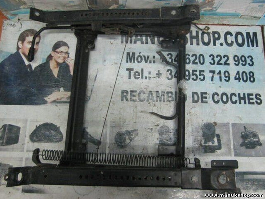 Guía de asiento delantero derecho Nissan Terrano T1 Ford Maverick I WD21 1998