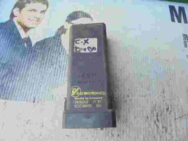 Controlador cierre centralizado Peugeot 405 Citroen 505 73800202 ECC30000 12V