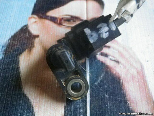 Sensor velocidad revoluciones de la rueda Toyota Land Cruiser Prado 8954360050 