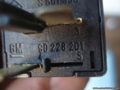 Niebla interruptor Opel Corsa 90 2282 201 90228201