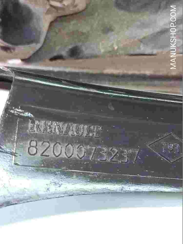 Pilotos de freno trasero derecho Renault Megane II 89026004 8200073237