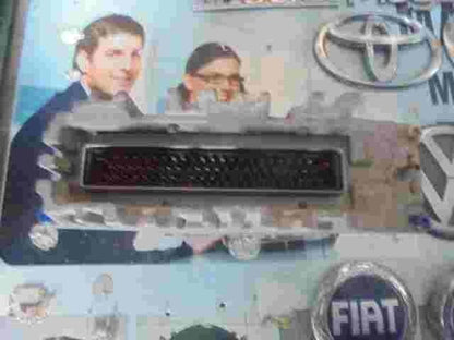 Centralita Volkswagen Golf III 028906021GH BOSCH 0281001651 0281001652 28SA3208