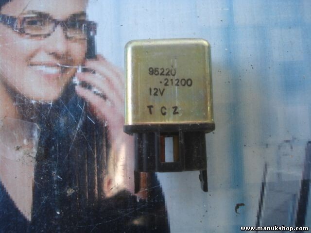 Relé  HYUNDAI COUPE KIA 95220-21200 9522021200