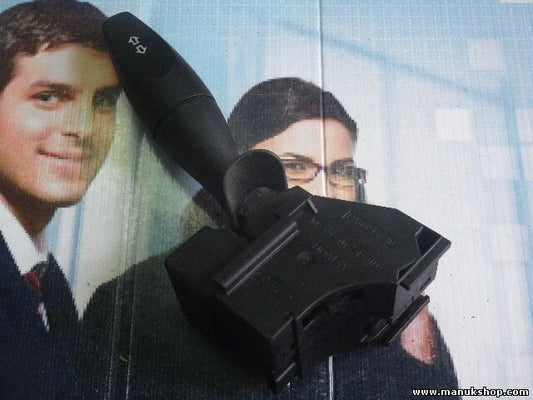 Mando de luces. intermitentes Ford Focus 98AG13335AD 98 AG 13335 AD