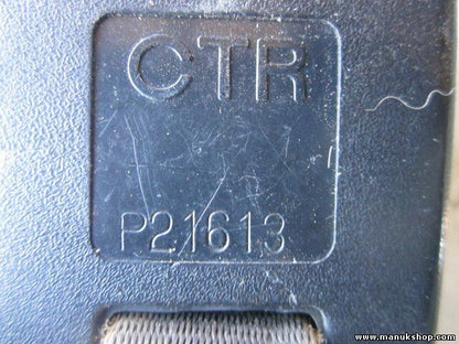 Chiusura cintura di sicurezza posteriore media Hyundai Galloper P21613 P 216 13