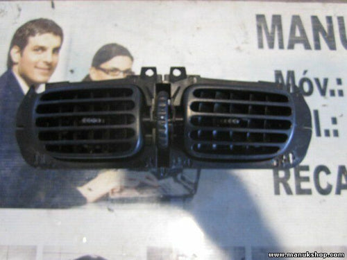  Rejilla Aireadora Renault Megane 7700428424