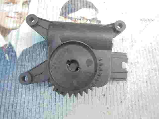 Calefacción actuador Skoda 0132801357 0 132 801 357 12V 0160501 (L26) B4845