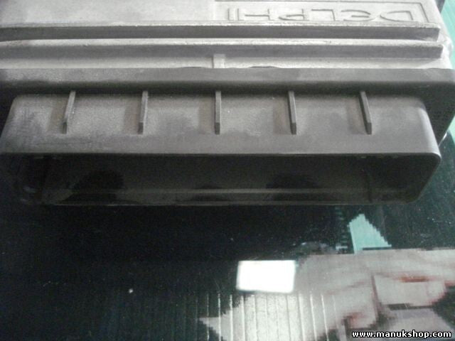 Centralita del motor Ford Focus 1.8 2002 2M5A12A650PF 12220510 R0411C004G