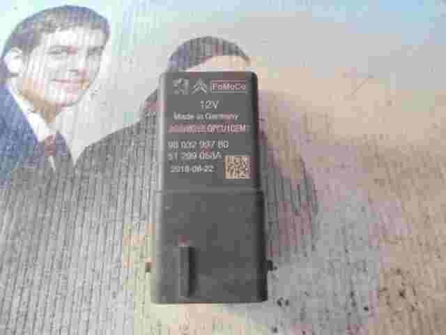 Resplandor relé enchufe Peugeot 301 308 5008 508 Citroen C4 9803299780 51299058A