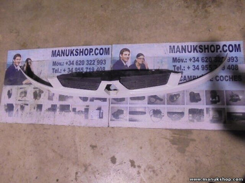 Parrilla rejilla frontal delantera Renault 8200150629C 8200 150 629 8200150629