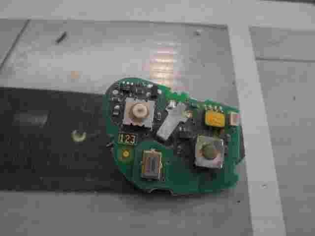 telecomando Citroen Peugeot VALEO 73371367B PC19839