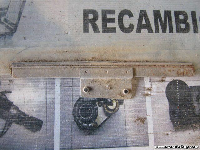 Vetro porta anteriore sinistra Suzuki Vitara 43R000016 DOT211M73AS2 E9