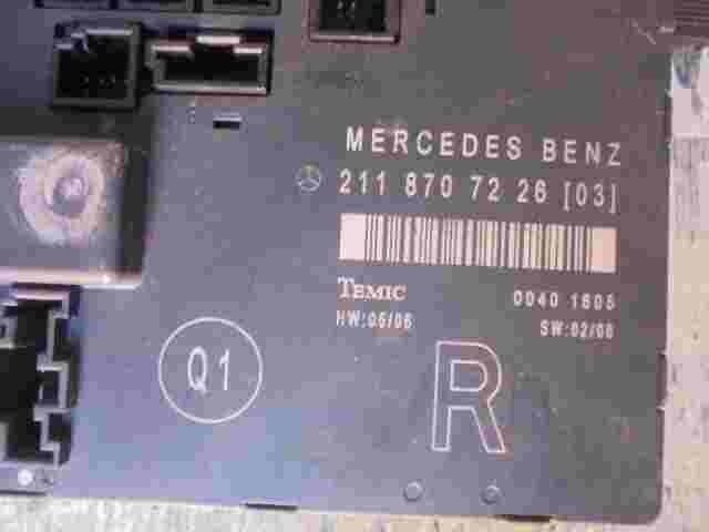 Unidad de control de la puerta Mercedes-Benz 2118707226 (Q1) (03) (R) Temic