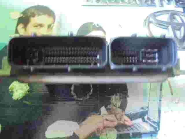 Centralita VW Sharan Seat Alhambra Galaxy 038906019FC 28SA5322 BOSCH 0281010751