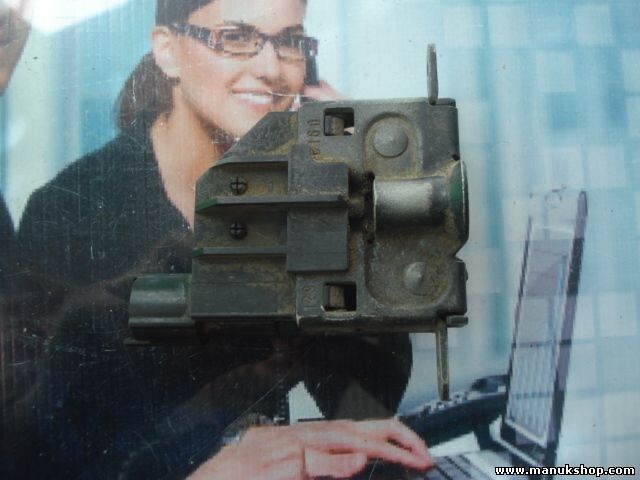 Interruptor Mercedes-Benz W140 1408207210 140 820 72 10 20422401