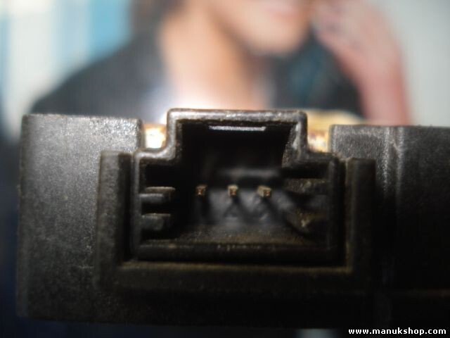 Relé Mercedes  W169 A-Klasse W245 B A1698200475 K5010009 Q2 ZGS004 433.92 MHZ