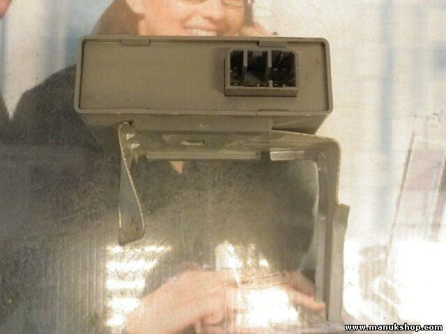 Relé del limpiaparabrisas Honda CR-V MITSUBA IS-4216 WIPER CONTROL C8R15ZD3R12