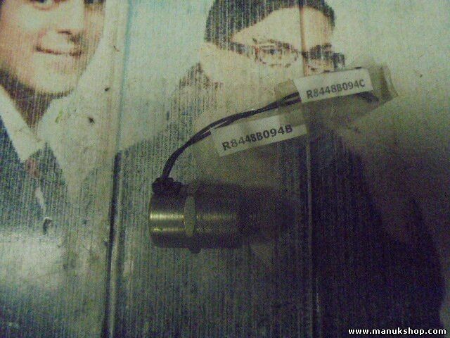 Valvula de solenoide Bomba de inyección VW Polo 6N2 Skoda R8448B094C R8448B094B