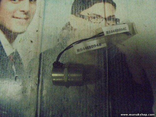 Valvula de solenoide Bomba de inyección VW Polo 6N2 Skoda R8448B094C R8448B094B