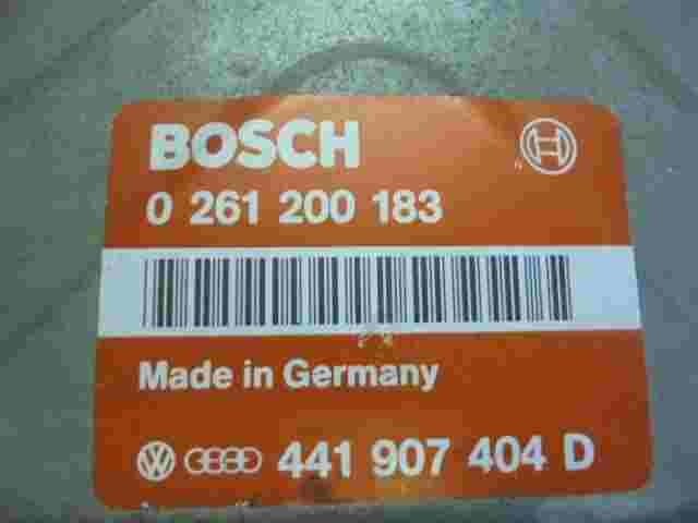 Centralita del motor Audi V8 200 D11 441907404D BOSCH Motronic 0261200183