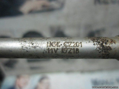 Bujía de precalentamiento Mitsubishi L200 Pajero Montero DID II NGKCZ201 CZ201