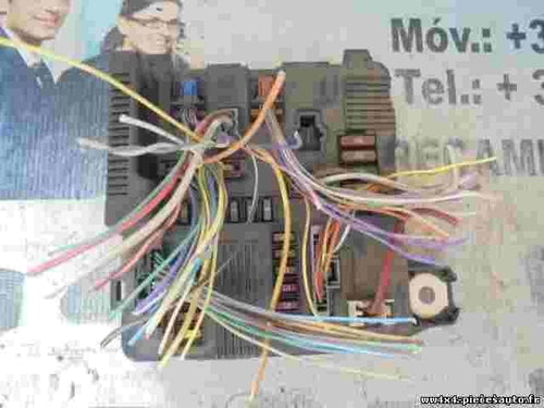 Caja de fusibles de relé Renault Megane 2 UPC X84 N2 8200306032B S118399200E