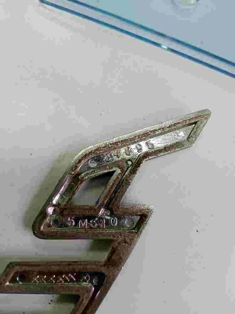 Emblema  Nissan Almera N16 17.8cm. 848955M310 84895-5M310 84895 5M310