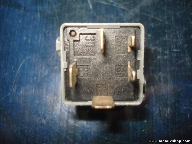 Relé  BMW 316i 318i 320i 323i E36 61.36-1393403 61361393403