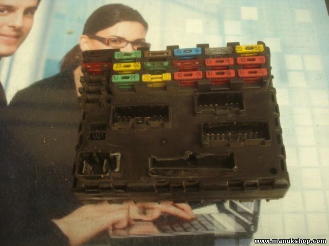 Caja de fusibles Fiat Bravo 182 46443389 A223