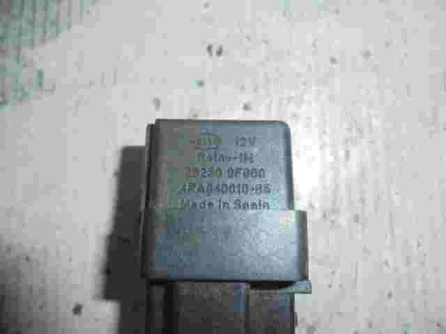 Relé de ventilación Nissan Primera P11 Serena C23 MICRA 4RA94001065 252309F900