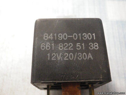 Relé Ssang Yong 8419001301 6618225138 661 822 51 38 12V 20 30A