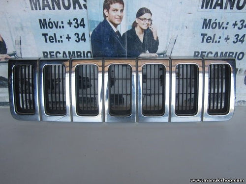 Parrilla rejilla frontal delantera Jeep Grand Cherokee  ZJ 55055059 A001 5DN46-T