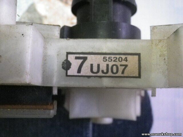 Mando limpia Mazda B-Series 7UJ07 55204 C55HT1