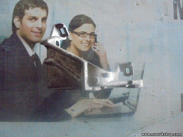 Soporte de la bomba de inyección Renault Kangoo KC0/1_ 1.9 dCi 4x4 7700115681